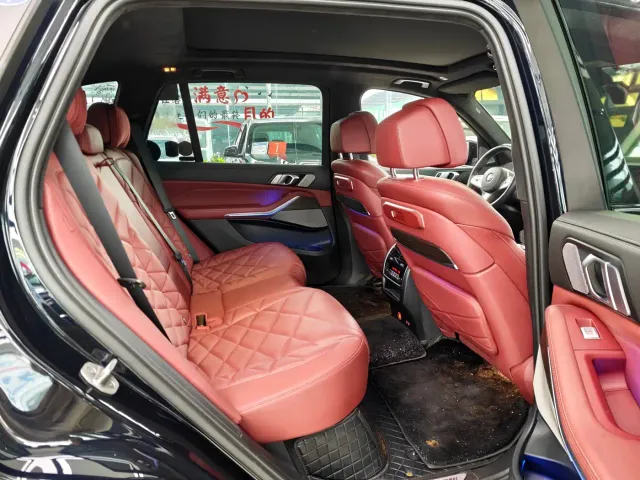 BMW X5 — Фото автомобиля 14