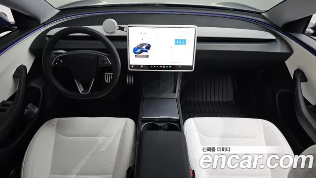 Tesla Model 3 — Фото автомобиля 6