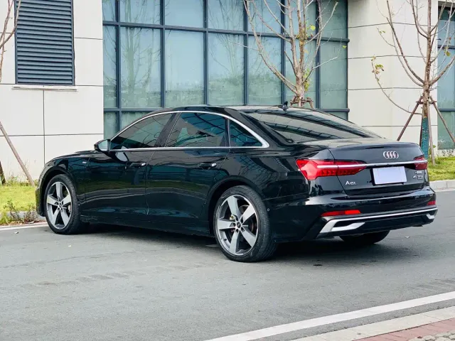 Audi A6L — Фото автомобиля 4