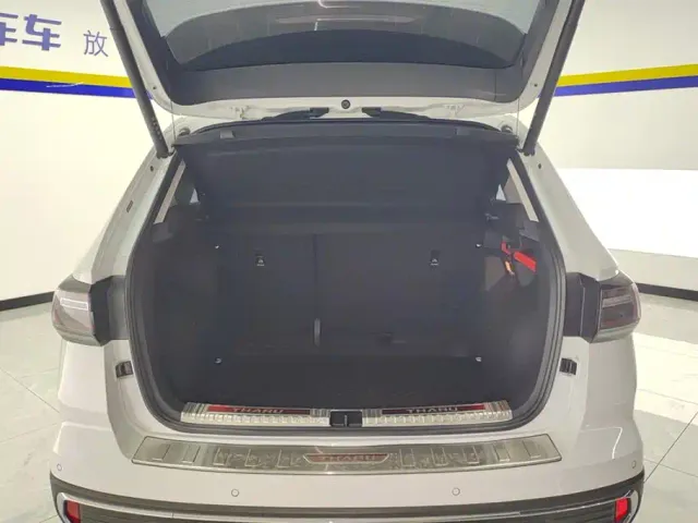 Volkswagen Tharu — Фото автомобиля 4