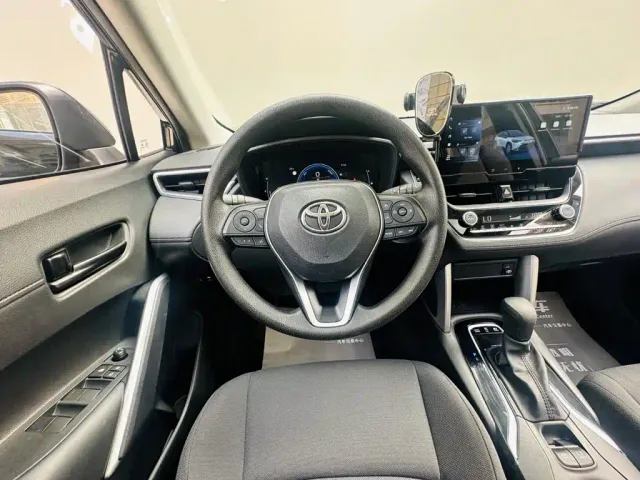 Toyota Frontlander — Фото автомобиля 13