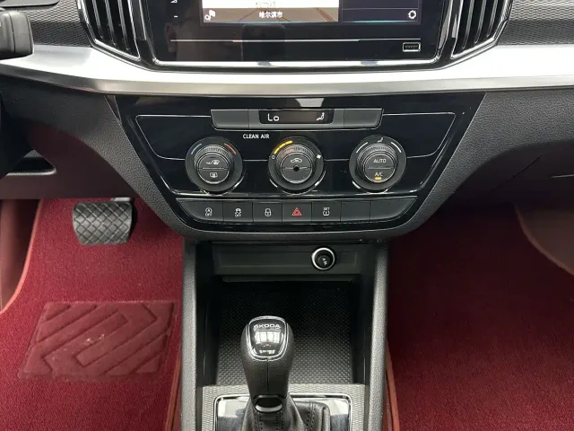 Skoda Kamiq — Фото автомобиля 15