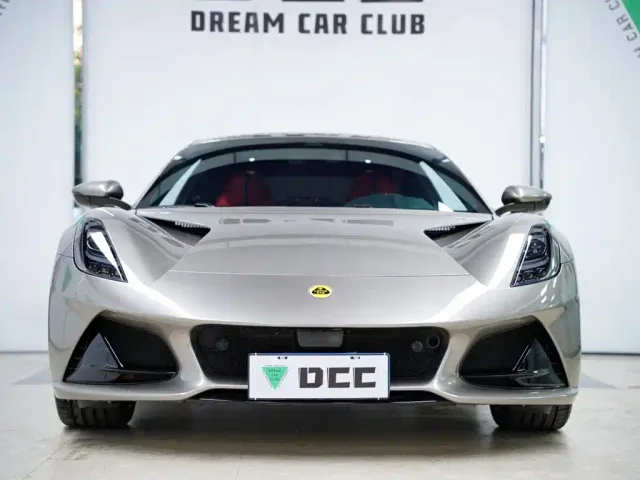 Lotus Emira — Фото автомобиля 17