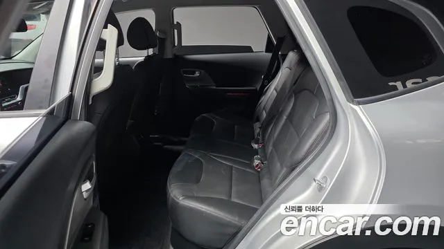 Kia Niro Niro Plus Air — Фото автомобиля 26