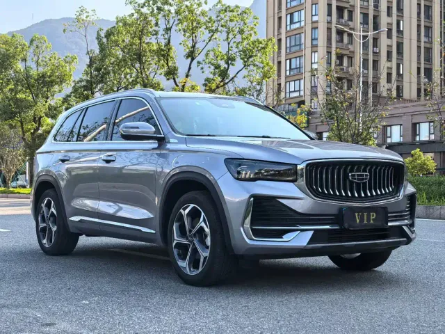 Фотография автомобиля — Geely Xingyue L