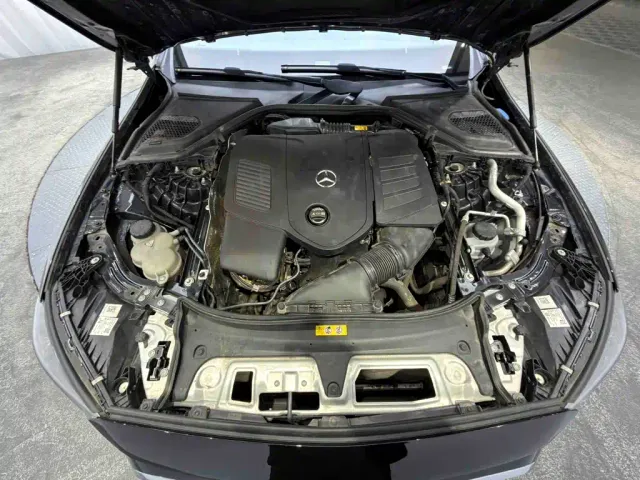 Mercedes-Benz E-Class — Фото автомобиля 8