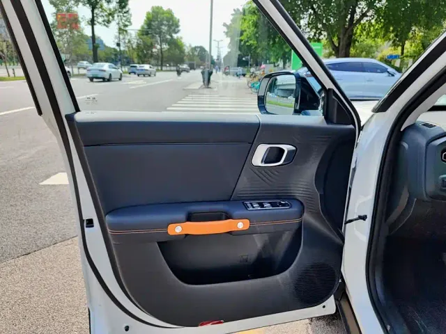 BAIC BJ30 — Фото автомобиля 6
