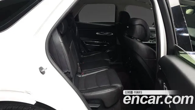 Genesis GV70 2.5T Бензин AWD — Фото автомобиля 12