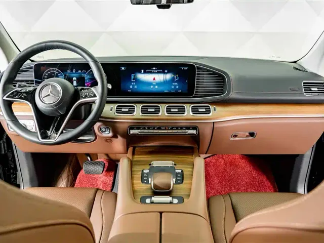 Mercedes-Benz GLE-Class — Фото автомобиля 13