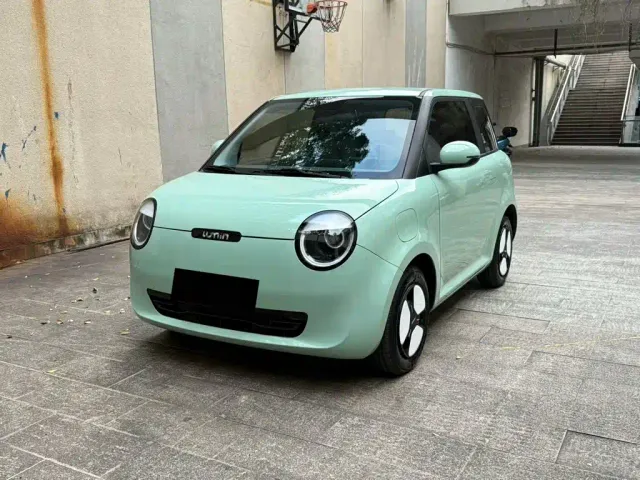 Фотография автомобиля — Changan Lumin