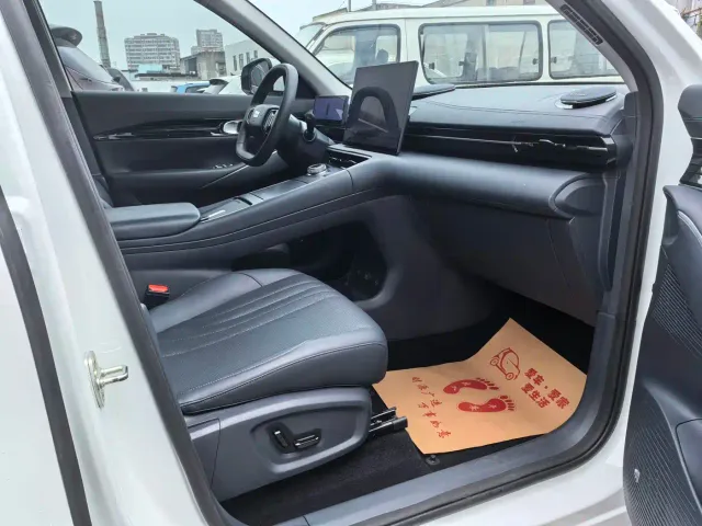 Geely Galaxy E5 — Фото автомобиля 4