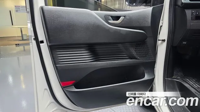 Hyundai Staria — Фото автомобиля 23
