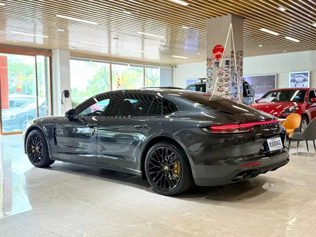 Porsche Panamera — Фото автомобиля 4