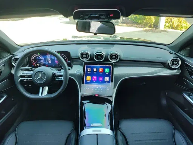 Mercedes-Benz C-Class — Фото автомобиля 9