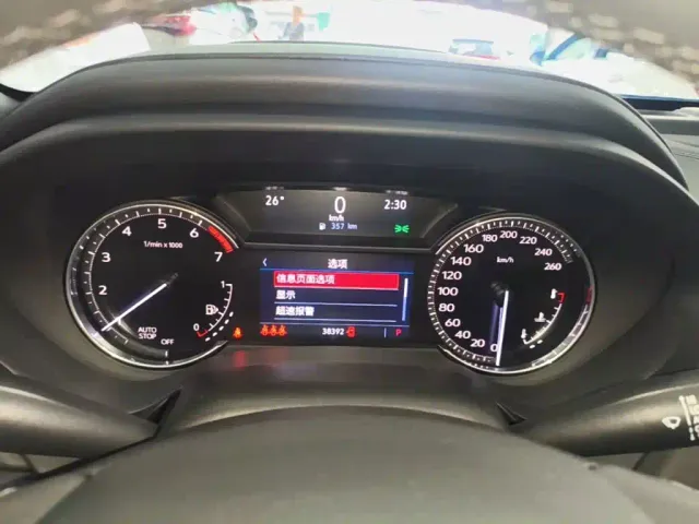 Cadillac CT4 — Фото автомобиля 11