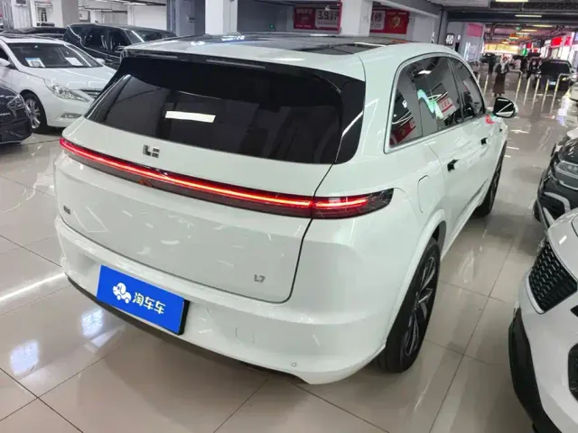 Li Auto L7 — Фото автомобиля 3