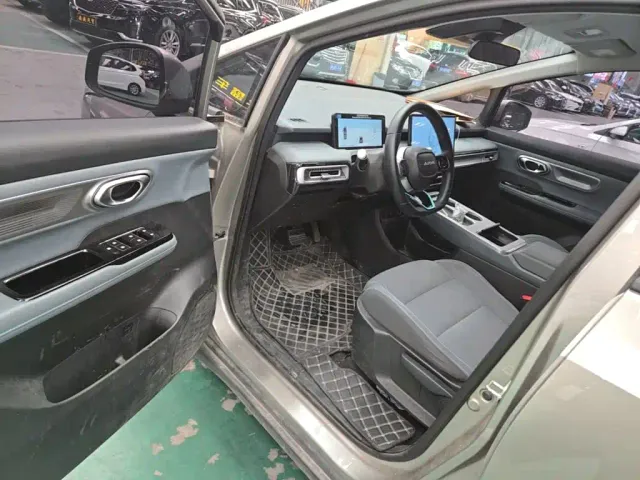 GAC Aion Y — Фото автомобиля 11