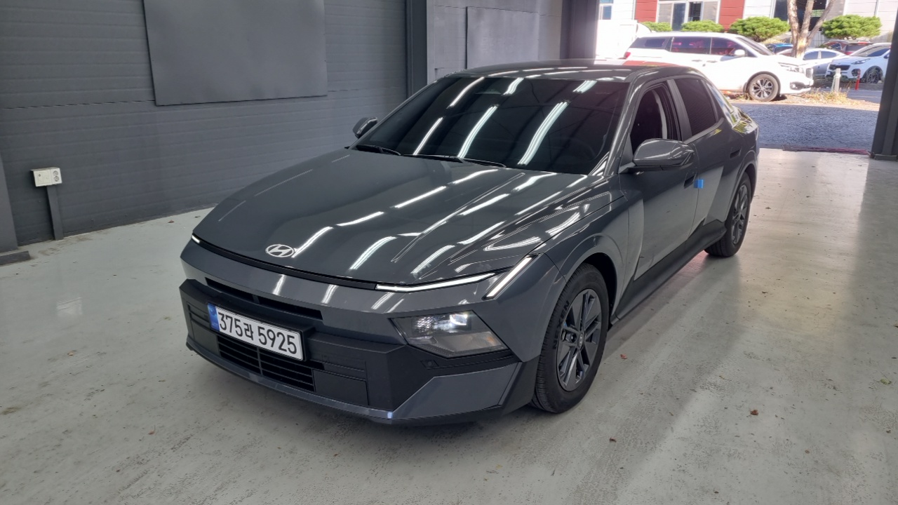 Фотография автомобиля — Hyundai Avante (CN8)