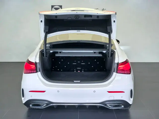Mercedes-Benz A-Class — Фото автомобиля 7