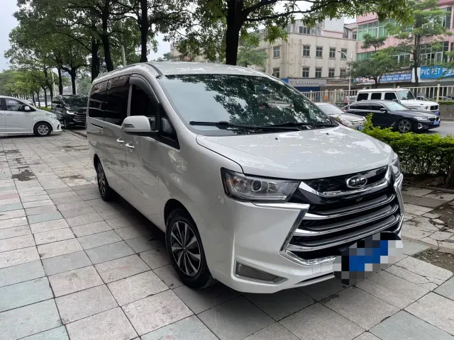 JAC Refine M4 — Фото автомобиля 2