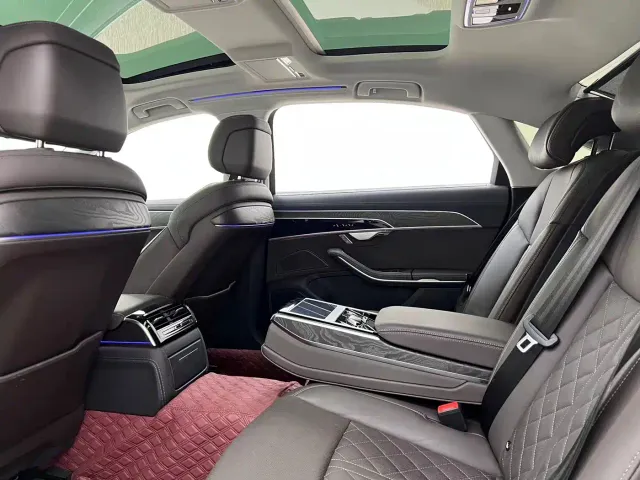 Audi A8 — Фото автомобиля 19
