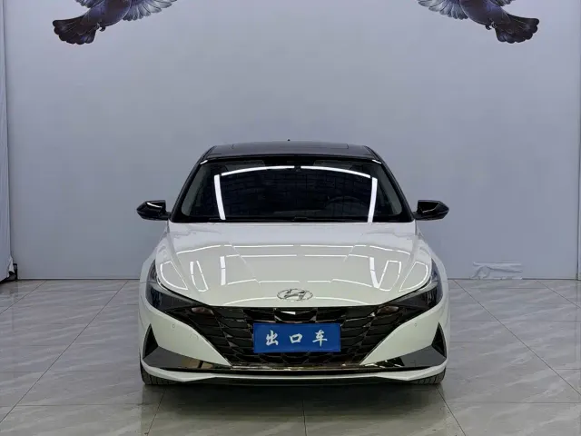 Hyundai Elantra — Фото автомобиля 2