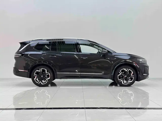 Volkswagen Talagon — Фото автомобиля 7