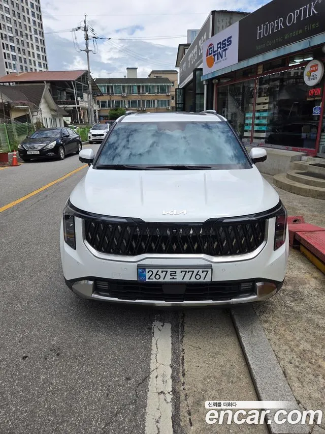 Фотография автомобиля — Kia Carnival