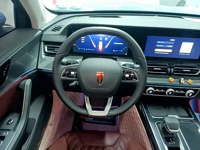 Hongqi HS5 — Фото автомобиля 10