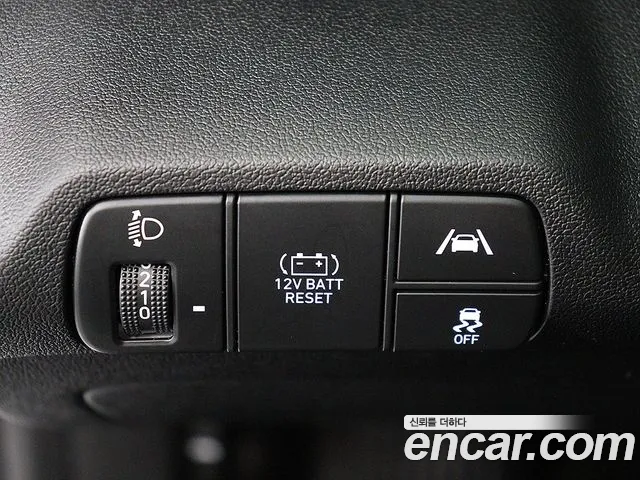 Hyundai Avante CN7 — Фото автомобиля 13