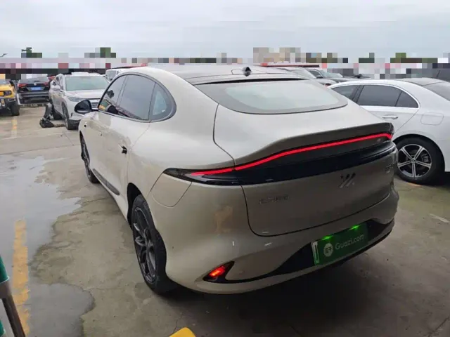 IM Motors LS6 — Фото автомобиля 4