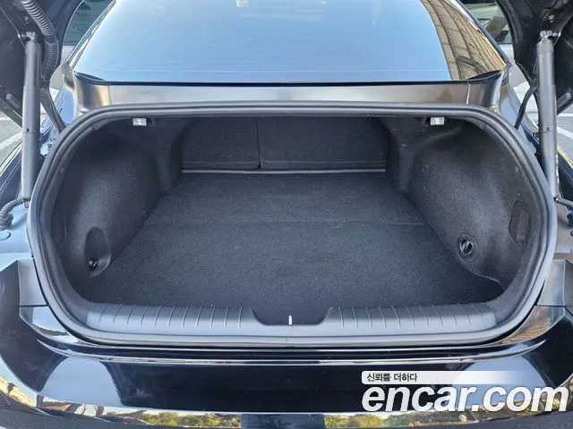 Hyundai Ioniq 6 — Фото автомобиля 14