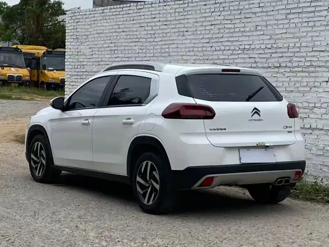 Citroen C3-XR — Фото автомобиля 4