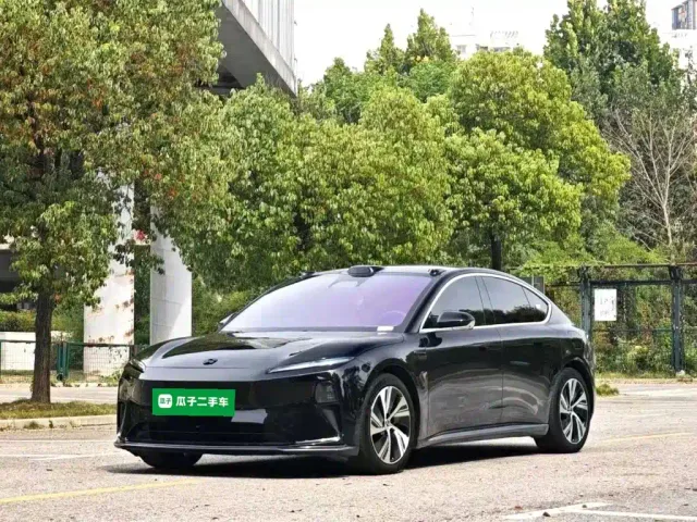Фотография автомобиля — Nio ET5