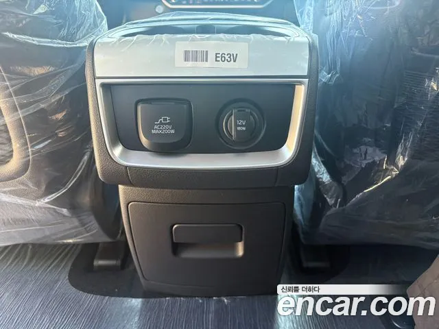 Kia Carnival Generation 4 — Фото автомобиля 16