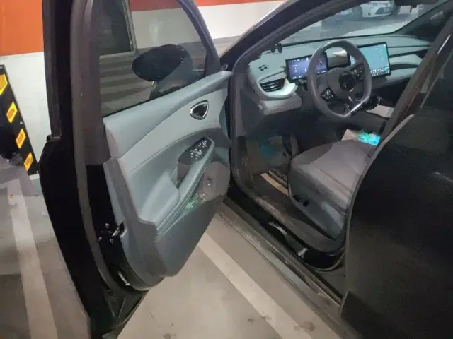 BYD Seal 06 GT — Фото автомобиля 12