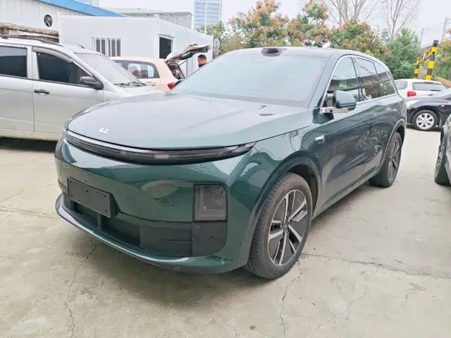 Фотография автомобиля — Li Auto L6