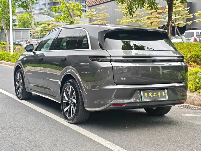 Li Auto L7 — Фото автомобиля 6