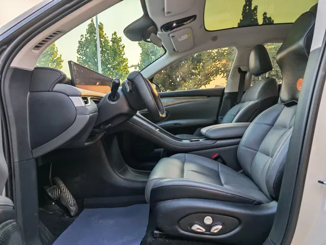 IM Motors LS6 — Фото автомобиля 6