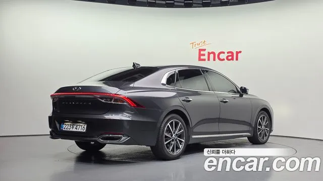 Hyundai Grandeur Новый Grandeur IG — Фото автомобиля 2