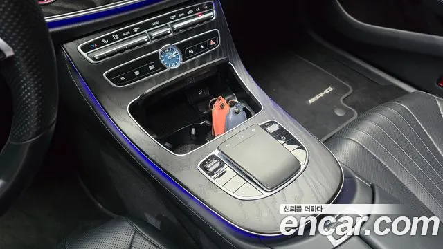 Mercedes-Benz CLS-Class — Фото автомобиля 22