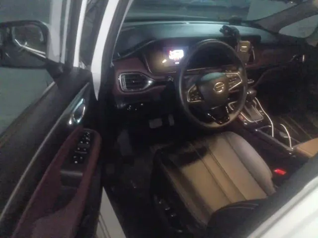 GAC Trumpchi M6 — Фото автомобиля 17