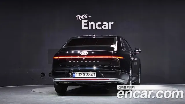 Hyundai Grandeur GN7 — Фото автомобиля 4