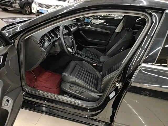 Volkswagen Magotan — Фото автомобиля 14