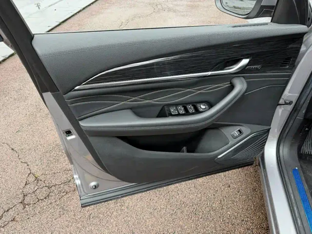 Geely Xingyue L — Фото автомобиля 6