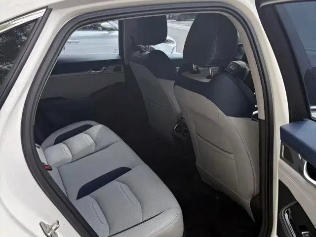 Geely Xingrui — Фото автомобиля 9