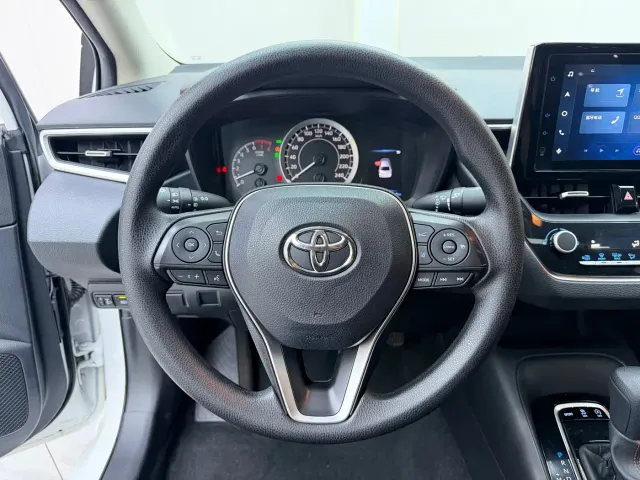 Toyota Corolla — Фото автомобиля 11