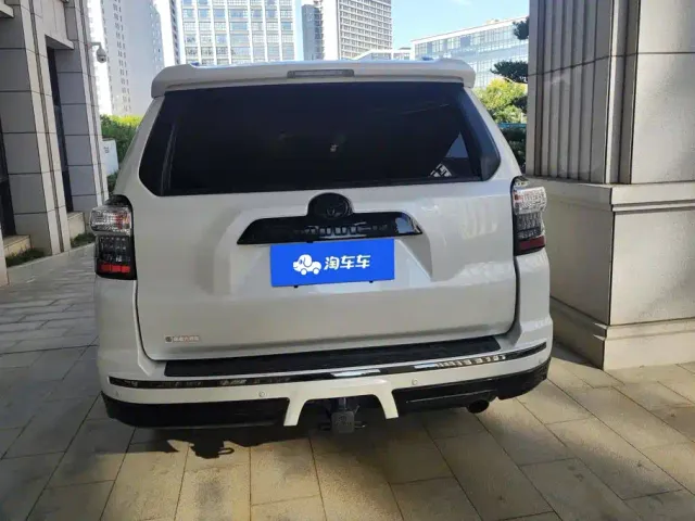 Toyota 4Runner — Фото автомобиля 4