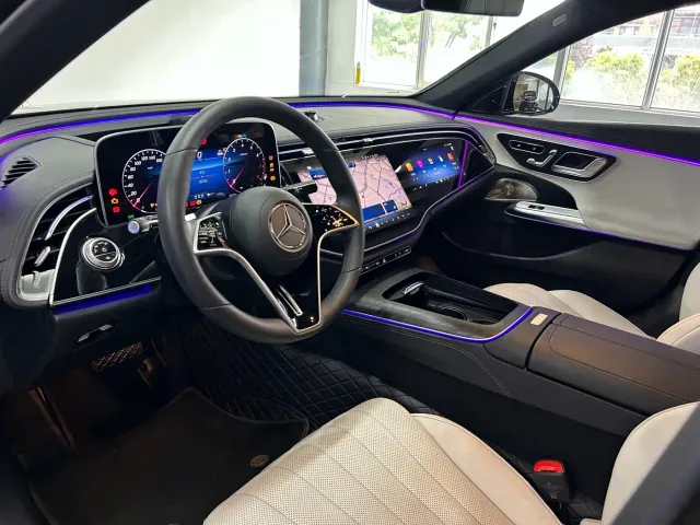 Mercedes-Benz E-Class — Фото автомобиля 17