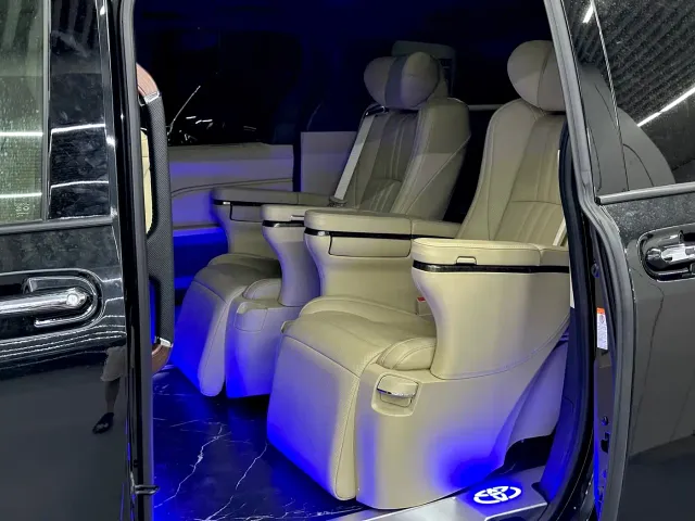 Toyota Granvia — Фото автомобиля 10